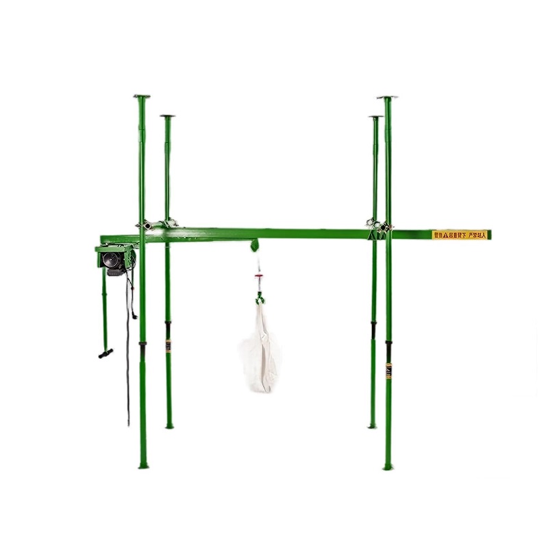 Вертикальный кран с четырьмя колоннами